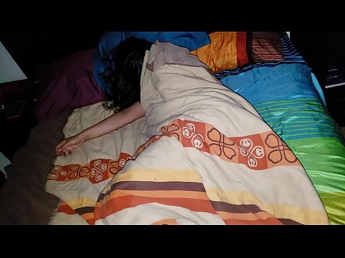 ❤️ Üvey oğul, genç üvey annesini uyurken azarlıyor. ❤️ Porno fb tr.it-com.top ❌